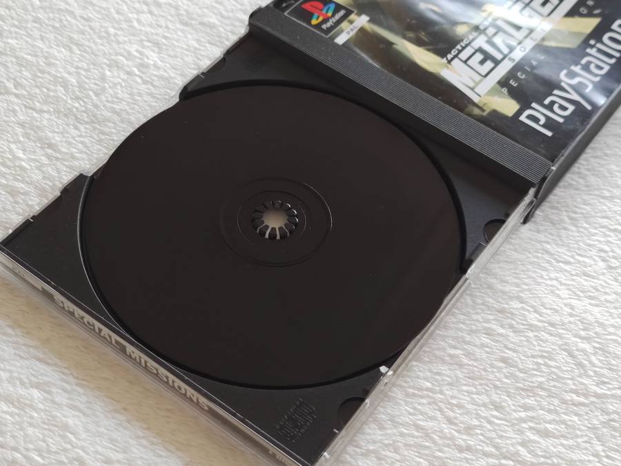 Metal Gear Solid + Metal Gear Solid Special Missions - PS1 / Playstation One Game (PAL)