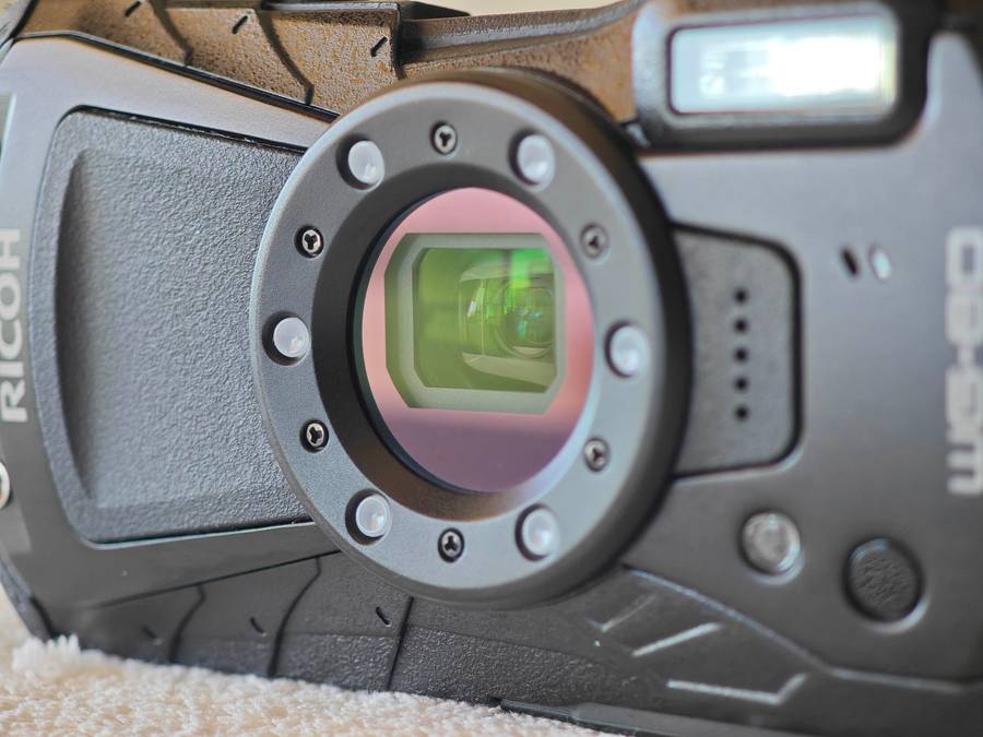 Ricoh WG-80 16MP , 5x Zoom  - Waterproof / Shockproof Digital Camera