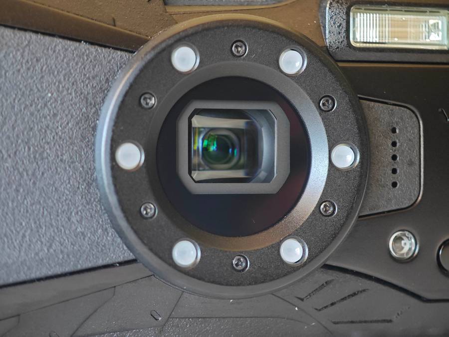 Ricoh WG-80 16MP , 5x Zoom  - Waterproof / Shockproof Digital Camera