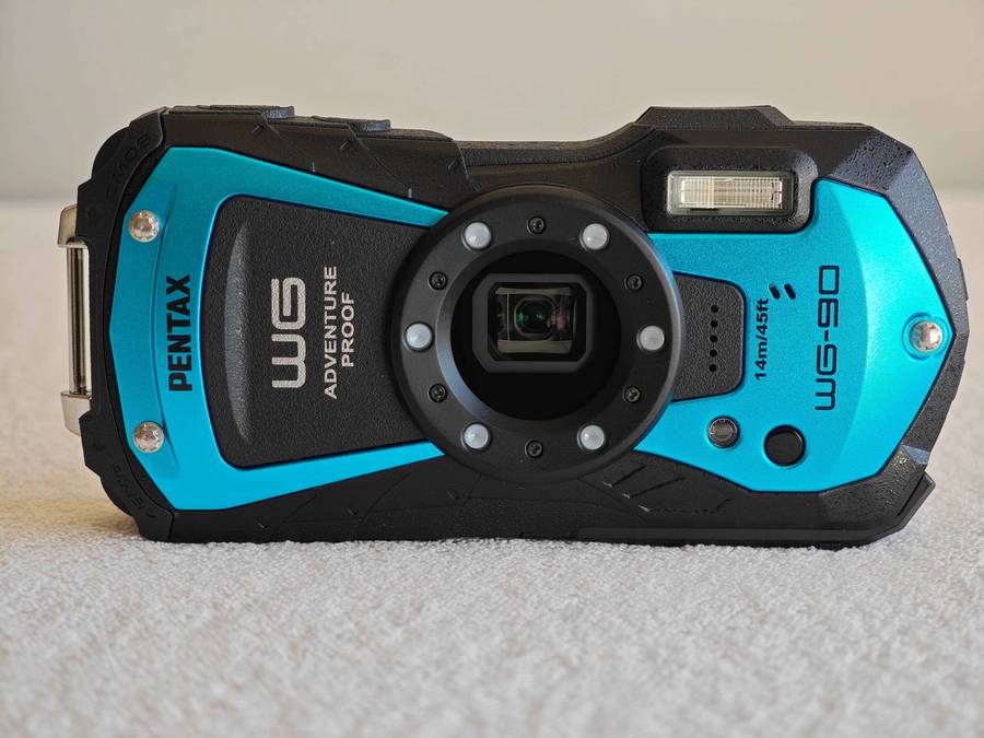 Pentax WG-90 16MP , 5x Zoom  - Waterproof / Shockproof Digital Camera