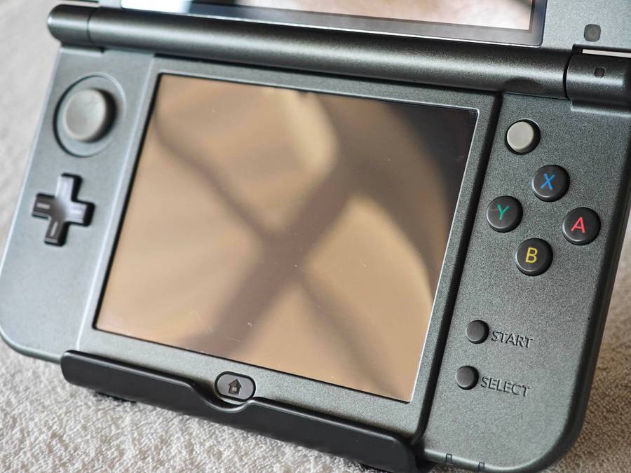 `New` Nintendo 3DS XL Console
