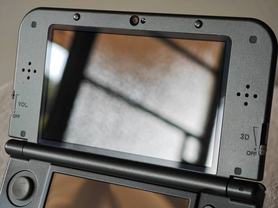 `New` Nintendo 3DS XL Console