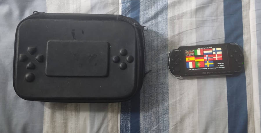 PSP Collection (PSP Console + 14 Games + Carry Case + Charger)