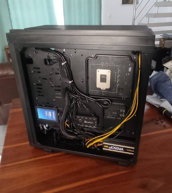 Awesome Gaming PC For Sale!(RX 5700XT, i5 9400F, 16GB RAM, 1TB SSD, Evetech Hero Case + 6 ARGB Fans)