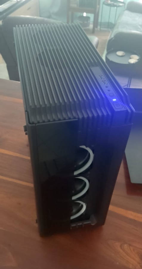 Awesome Gaming PC For Sale!(RX 5700XT, i5 9400F, 16GB RAM, 1TB SSD, Evetech Hero Case + 6 ARGB Fans)