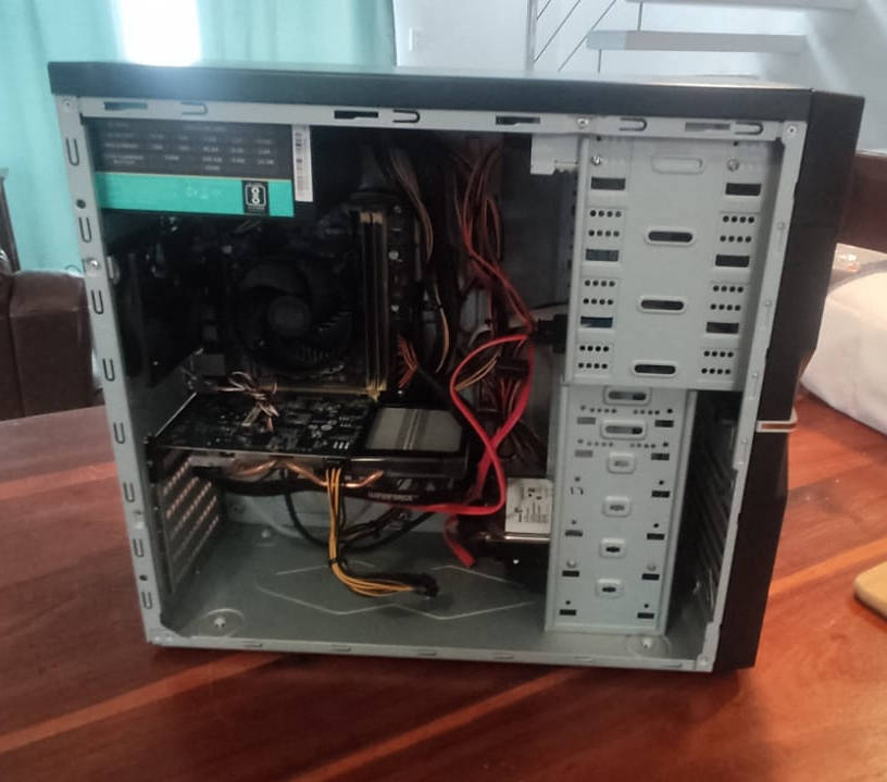 Budget Gaming PC For Sale! (i5 4460, Nvidia GTX 650 Ti 2GB, 8GB RAM, 128 GB SSD, 1TB HDD, 550Watt)
