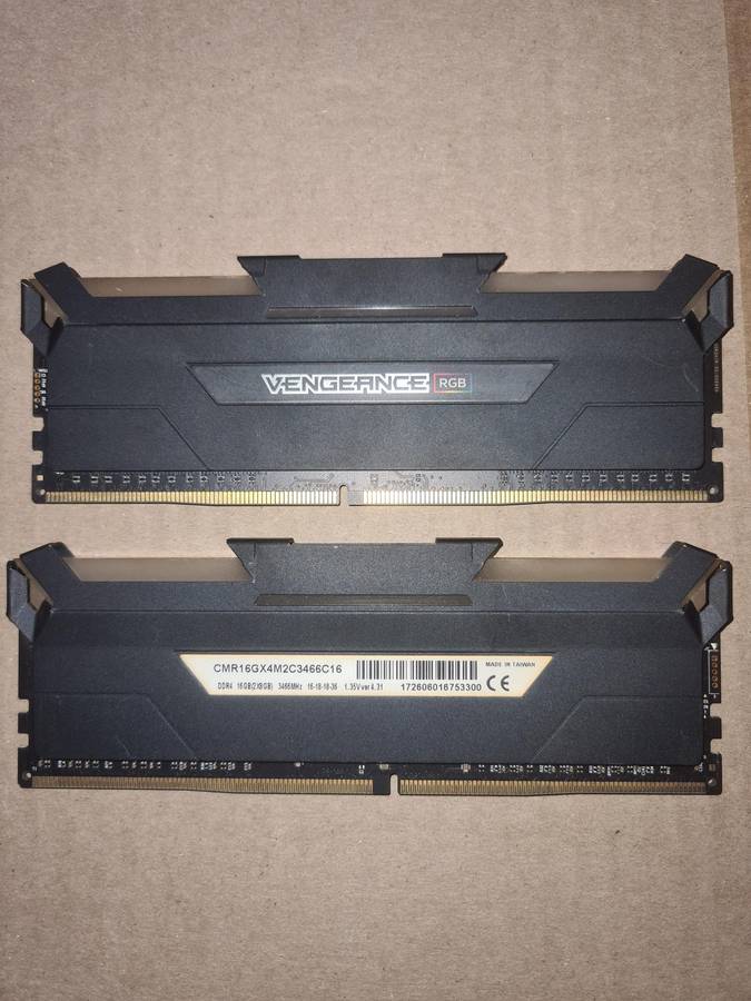 CORSAIR VENGEANCE RGB 16GB (2 x 8GB) DDR4 DRAM 3466MHz C16 Memory Kit