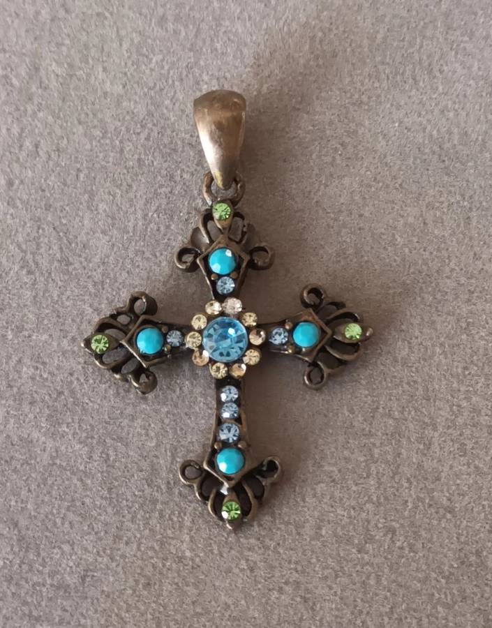 Stunning Brass Cross Pendant. 45x35mm.