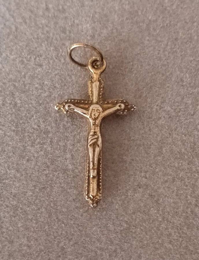Dainty Brass Cross Pendant. 25x15mm.