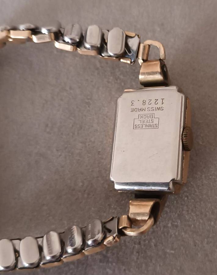 Antique Protector Watch 15 Jewels. Swiss Made. For restoration.