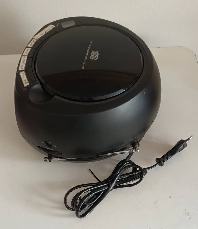 Phillips Radio/CD Player.