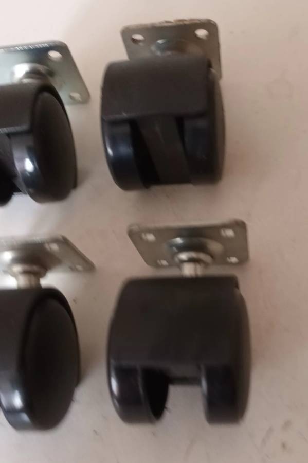 Cupboard Wheels