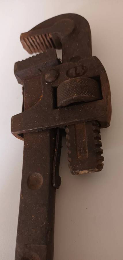 Pipe Wrench. Size 14.