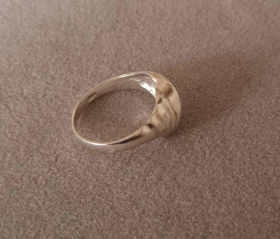 Lovely Sterling Silver Ring.