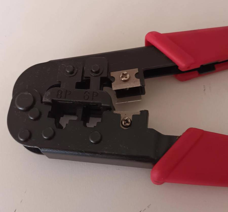 Crimping Tool for Modular Connections.