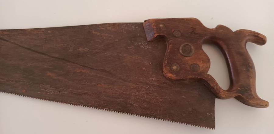 Vintage Hand Saw. Length 66cm.