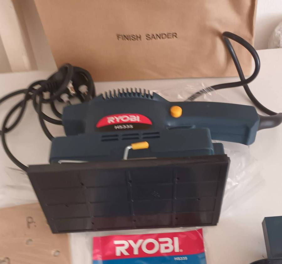 RYOBI HS335 ORBITAL SANDER. BRAND NEW. Please Read Description!!!