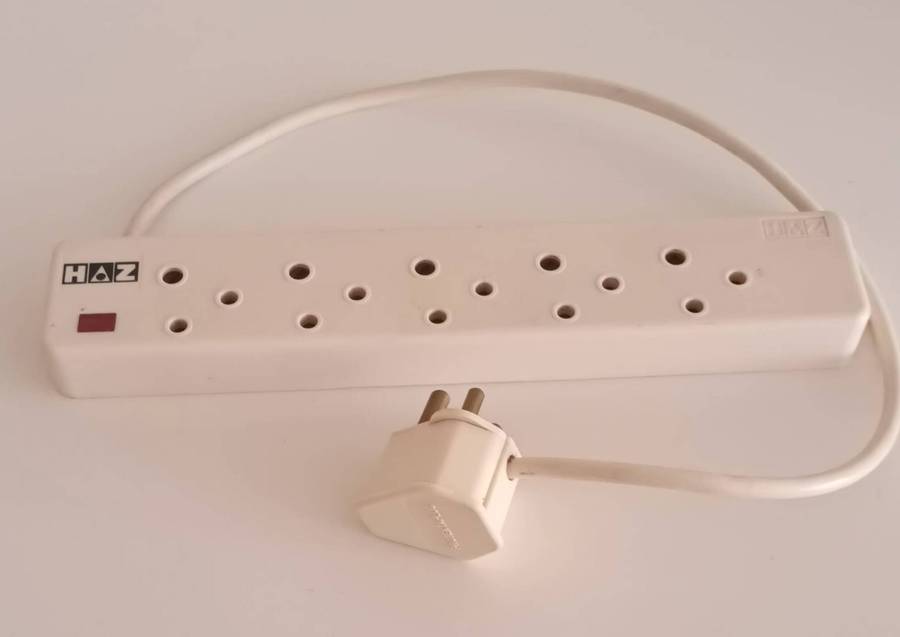 5 Socket Power Surge Protector Adapter Plug.