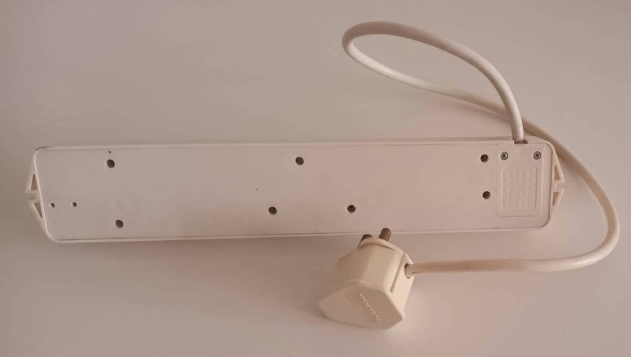 5 Socket Power Surge Protector Adapter Plug.