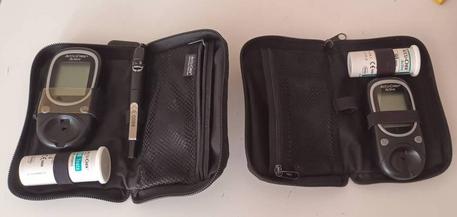 2x ACCU-CHEK ACTIVE Glucose Meters.