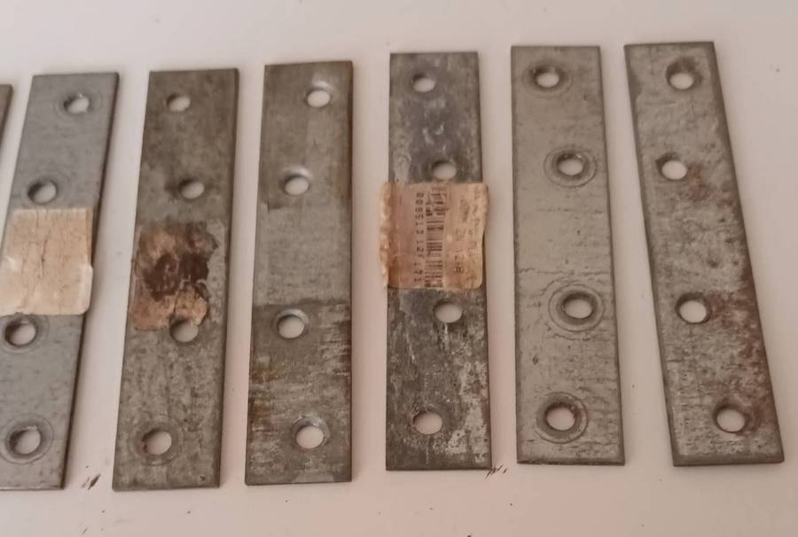 12x Mending Plates. Length 10cm. Width 2cm.