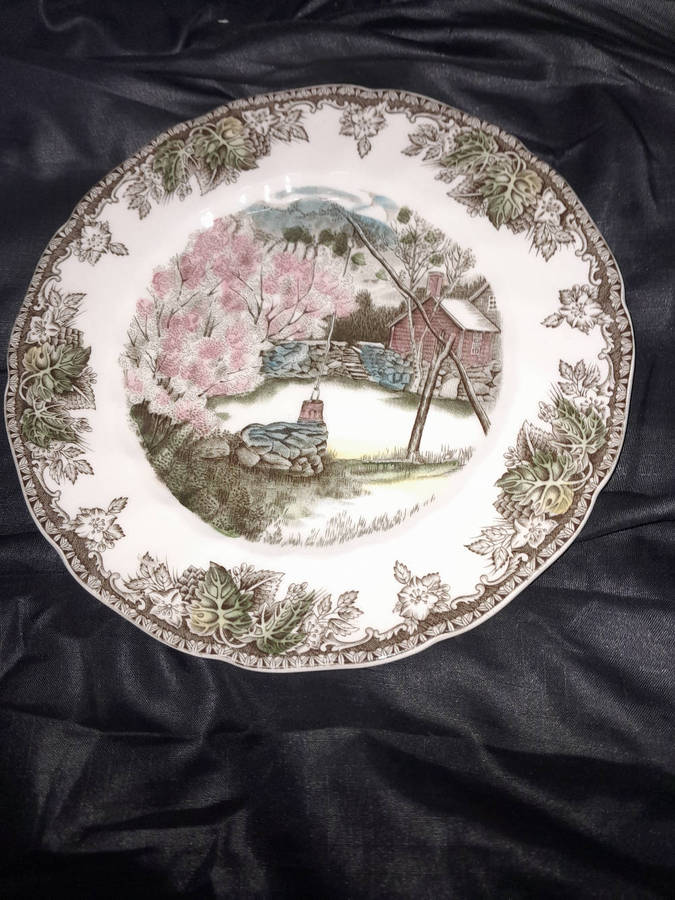 Johnson brothers plates decorative made in England.