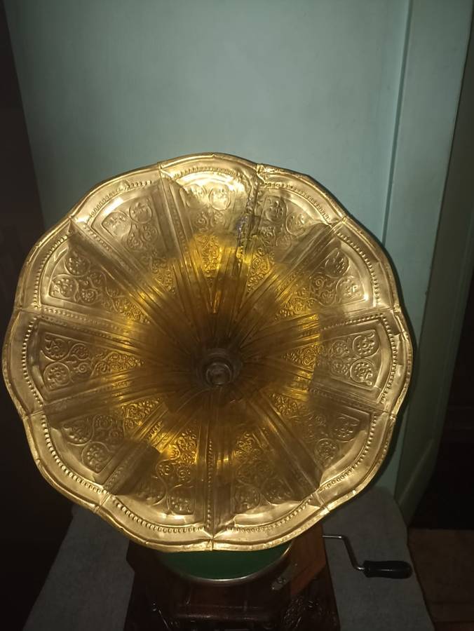 8 Square Scarce his Mastervoice Grampohone Vintage