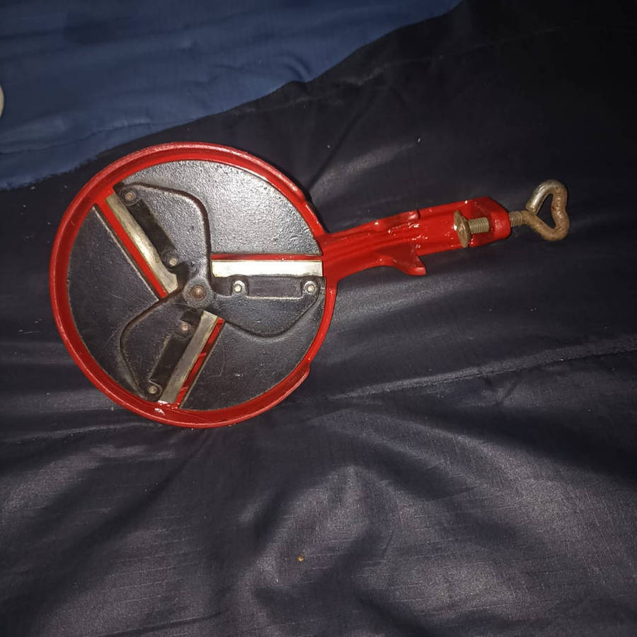 Red refurbished double bean slicer with hook
