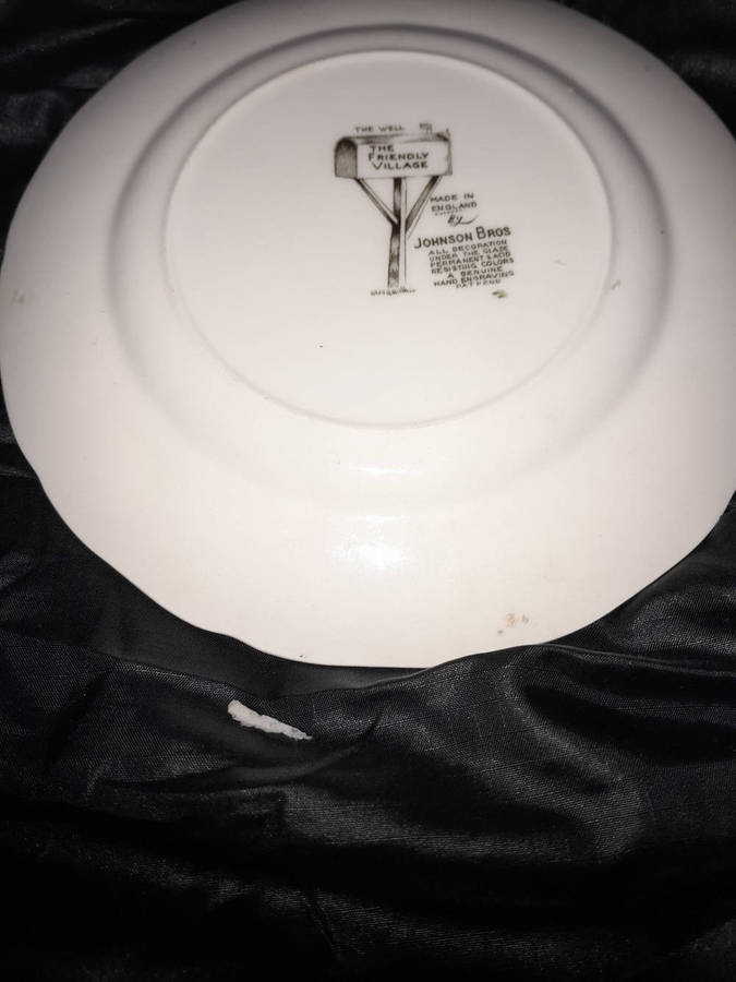 Johnson brothers plates decorative made in England.