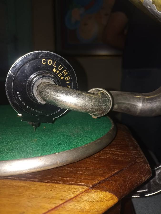 8 Square Scarce his Mastervoice Grampohone Vintage