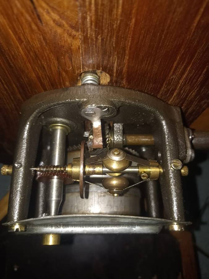 8 Square Scarce his Mastervoice Grampohone Vintage