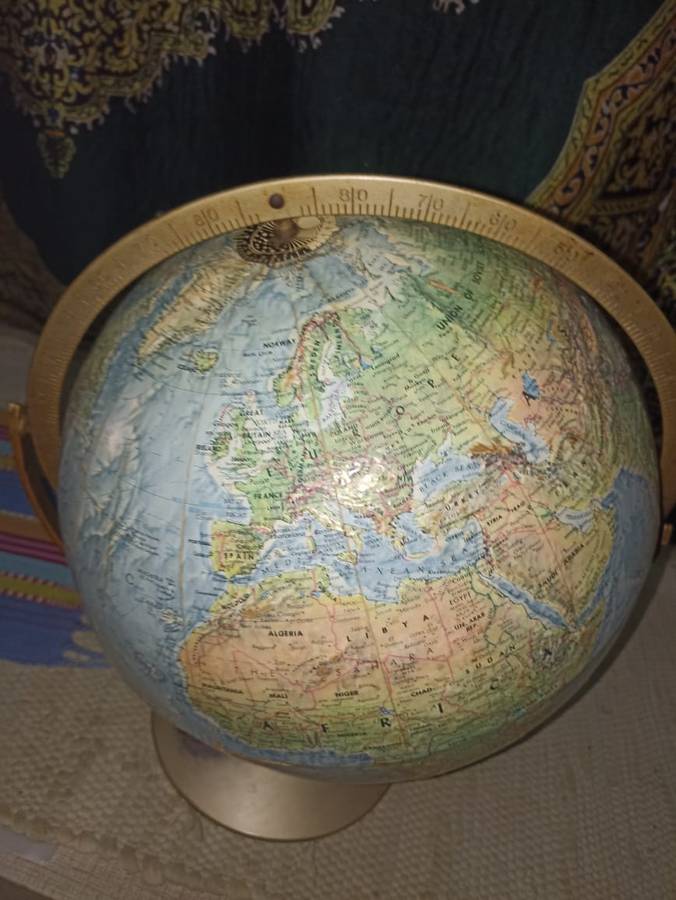 REPLOGAL VINTAGE GLOBE MADE IN USA