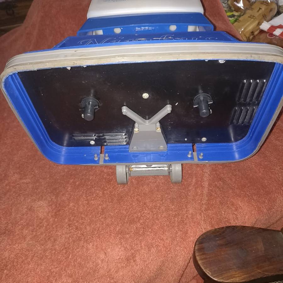 ELECTROLUX 7 IN 1  Carpet WASHER