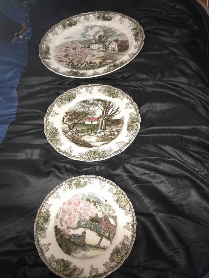 Johnson brothers plates decorative made in England.
