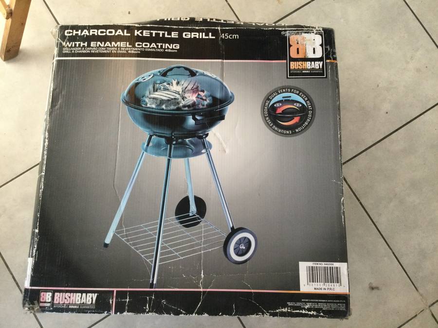 CHARCOAL KETTLE GRILL. ( 45cm )