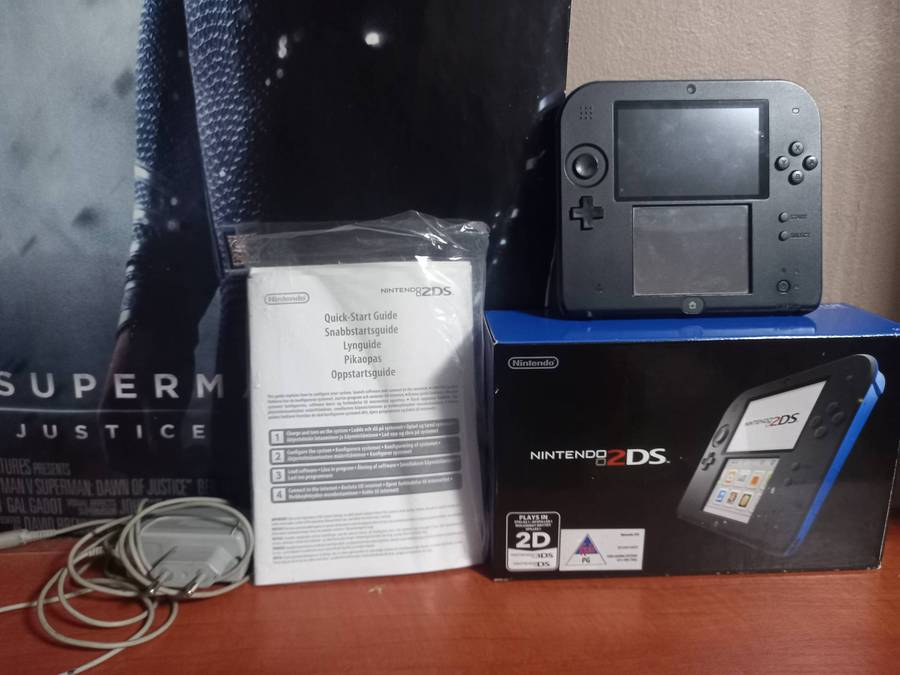 Nintendo 2DS Console