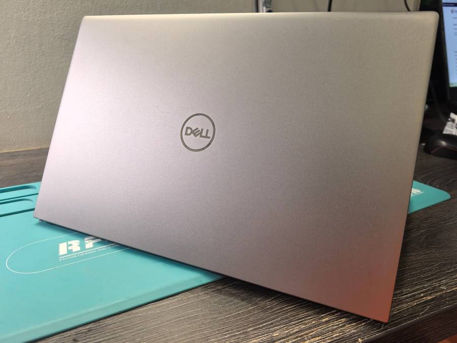 DELL VOSTRO 5510-i5-11320H-8GB DDR4*256GB SSD*FHD*IR*BACKLIT*