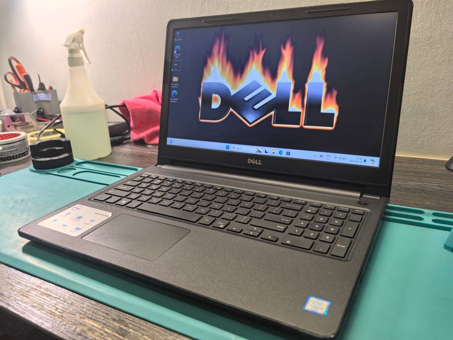 Dell Inspiron 15 3567 i3-6006u 256GB SSD 8GB RAM DVD HD520 Graphics