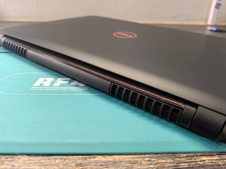 4K DISPLAY-GAMING i7-DELL INSPIRON 7559-i7-6700HQ-NVIDIA GTX960M-16GB RAM-256GB NVME-1000GB HDD