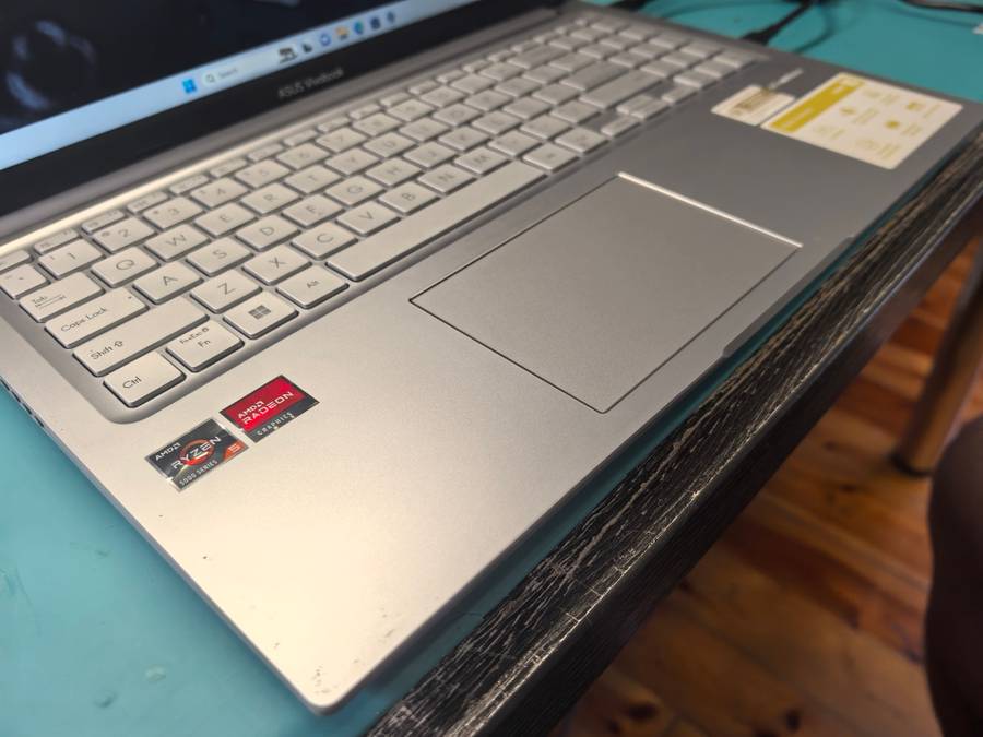 12TH GEN-RADEON GRAPHICS-ASUS VIVOBOOK 15-RYZEN 5-5600H-8GB RAM-512GB SSD-FHD-BACKLIT