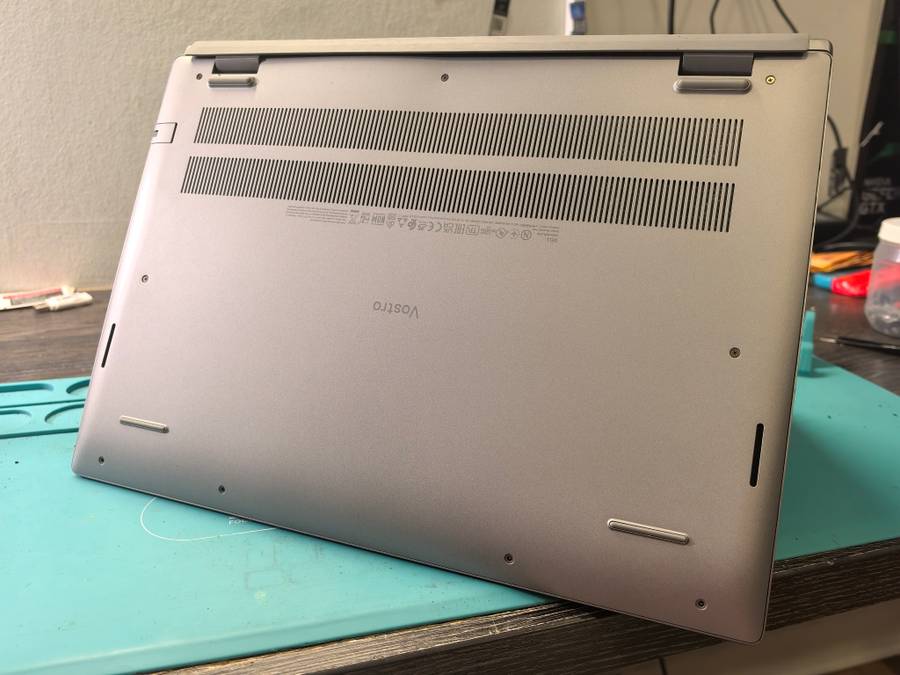 12TH GEN i5-DELL VOSTRO 5620-i5-1240P-16GB RAM-2TB SSD-FHD+*XE GRAPHICS