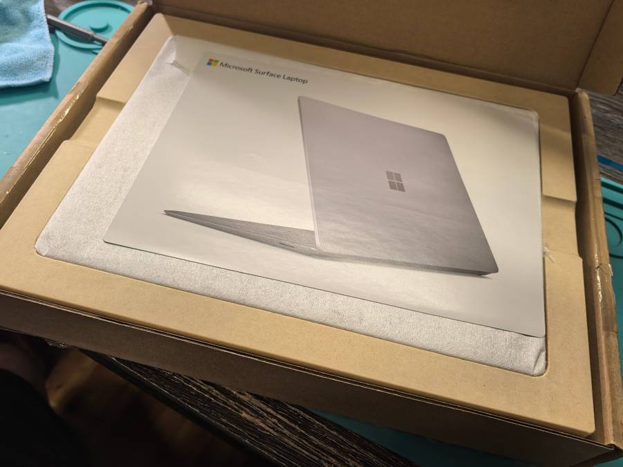 Microsoft Surface Laptop 3 - i7-1065G7 - 16GB RAM - 512GB SSD - 3K Display - Touchscreen