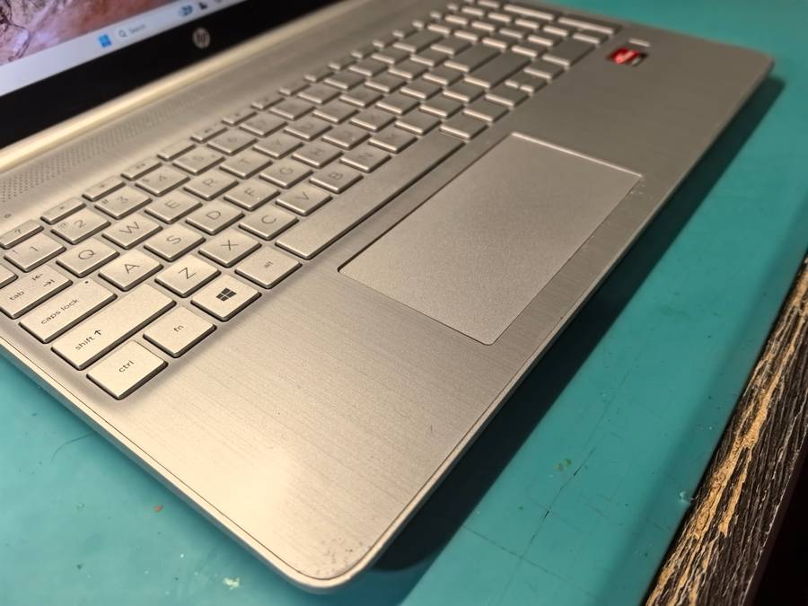 11th Gen HP 15s Ryzen 5-4500U Hex Core 8GB RAM 512GB SSD FHD Radeon