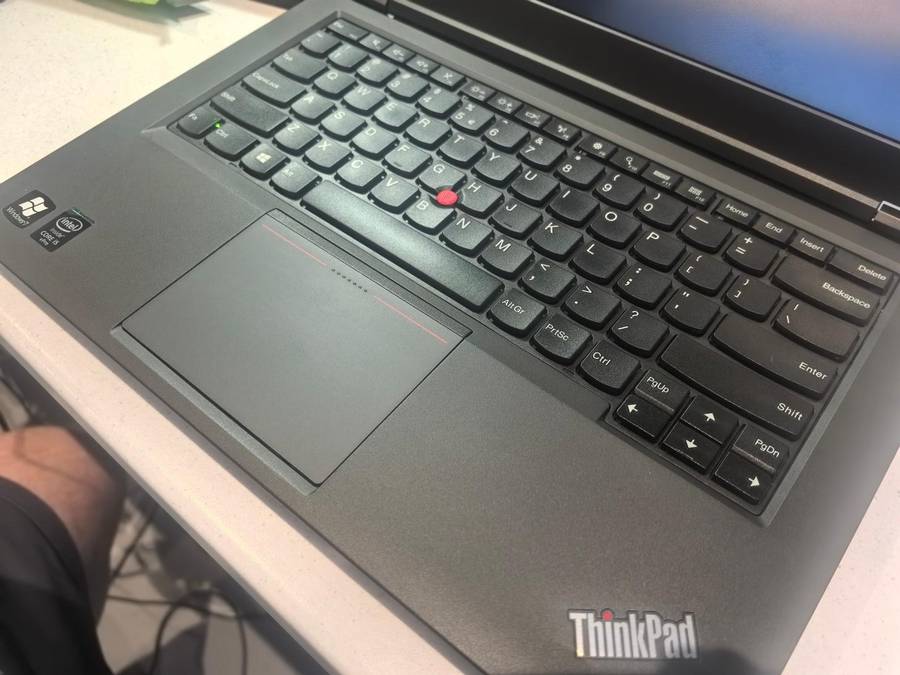 HIGH SPEC!*LENOVO THINKPAD T440P*i5-4300M*6GB RAM*256GB SSD*HD+DISPLAY