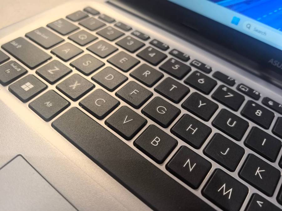 ASUS M1502-AMD RYZEN 5-4600H-8GB RAM-512GB SSD-AMD RADEON-HEX CORE