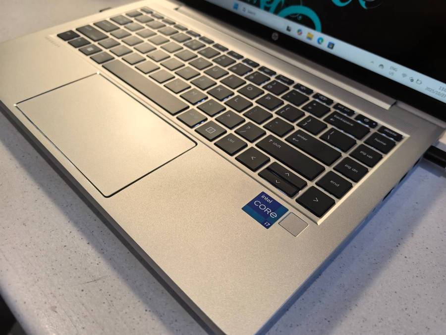 QUAD CORE i7-HP PROBOOK 640 G8-i7-1185G7-16GB DDR4-256GB SSD-HD-10 CORES-BACKLIT