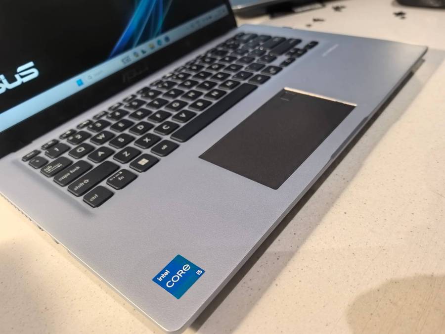 11TH GEN!*ASUS P1412CEA*i5-1135G7*16GB DDR4*512GB nvme SSD*FHD