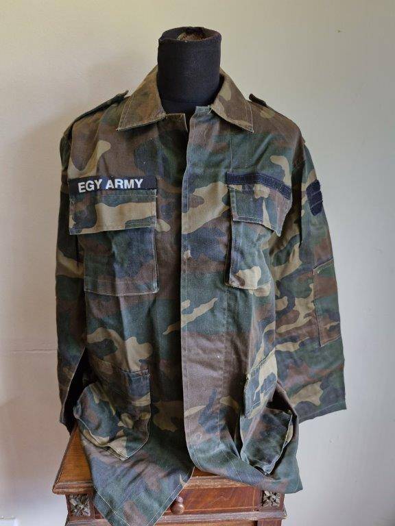 Egypt Woodlands camo jacket. 53 Cm Armpit to Armpit.