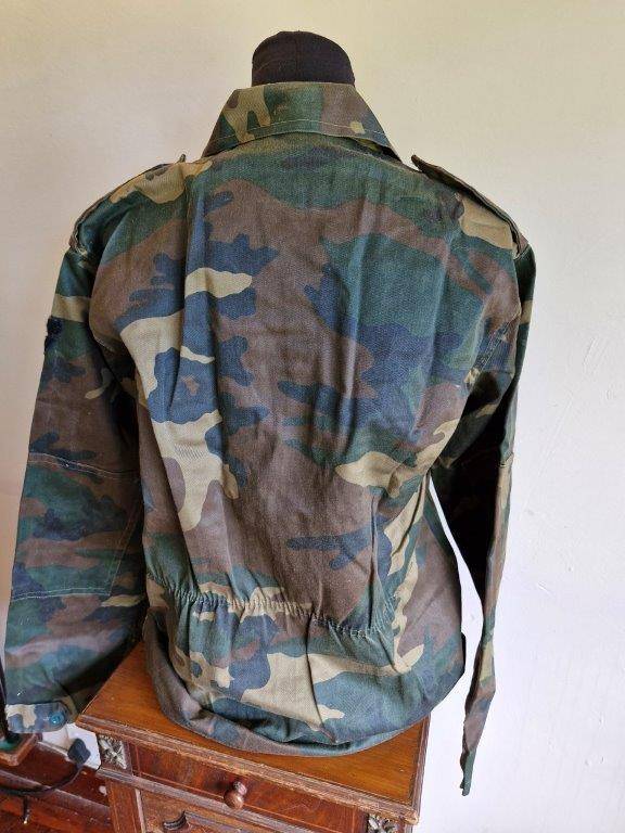 Egypt Woodlands camo jacket. 53 Cm Armpit to Armpit.