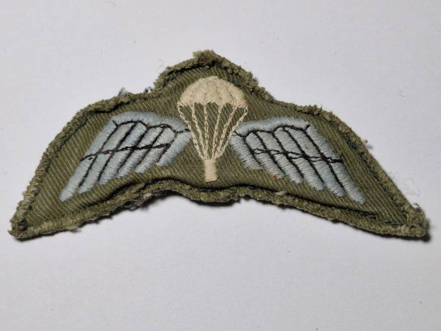 Rhodesian Basic Parachute Wing.